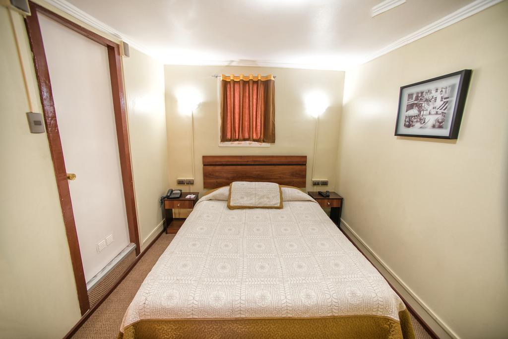 Hotel Sahara Inn Santiago du Chili Extérieur photo